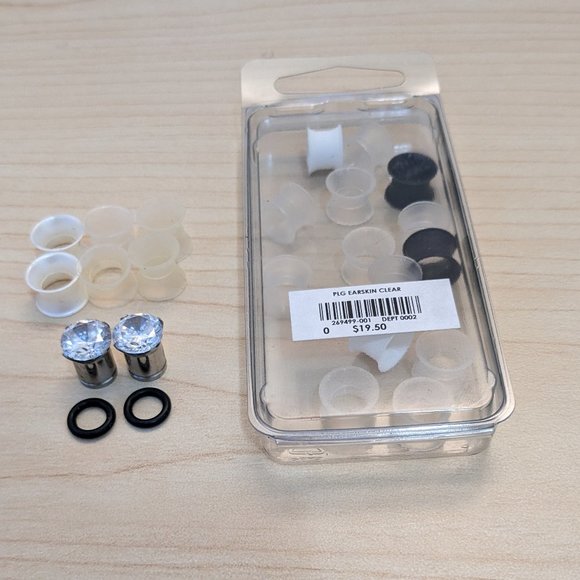 Size 0 Gauge KAOS eyelets, studded plugs - Picture 1 of 4